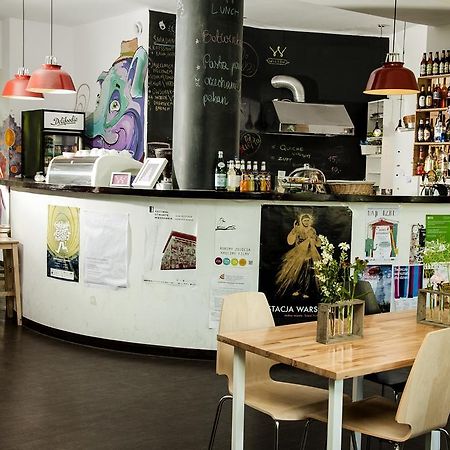 Wilson Hostel Warszawa Esterno foto