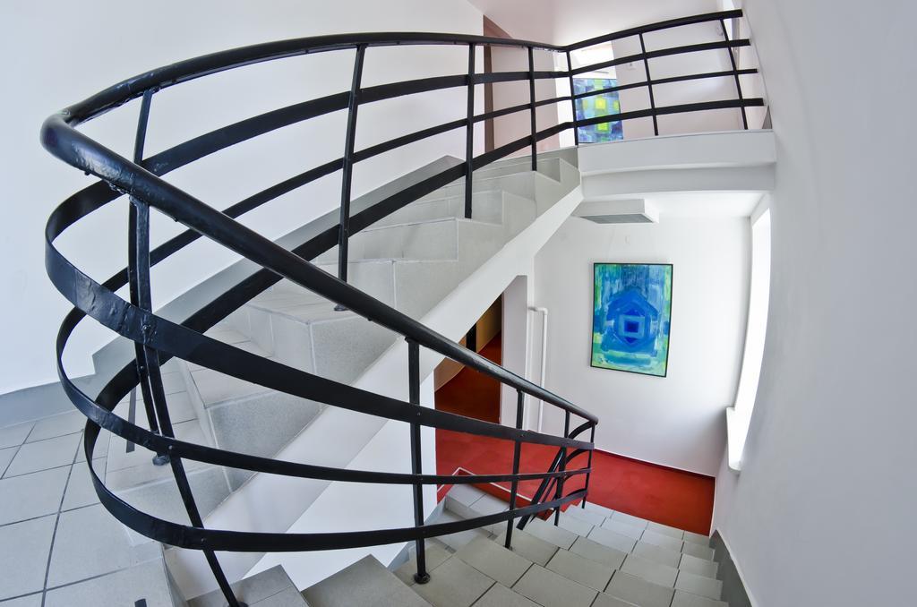 Wilson Hostel Warszawa Esterno foto