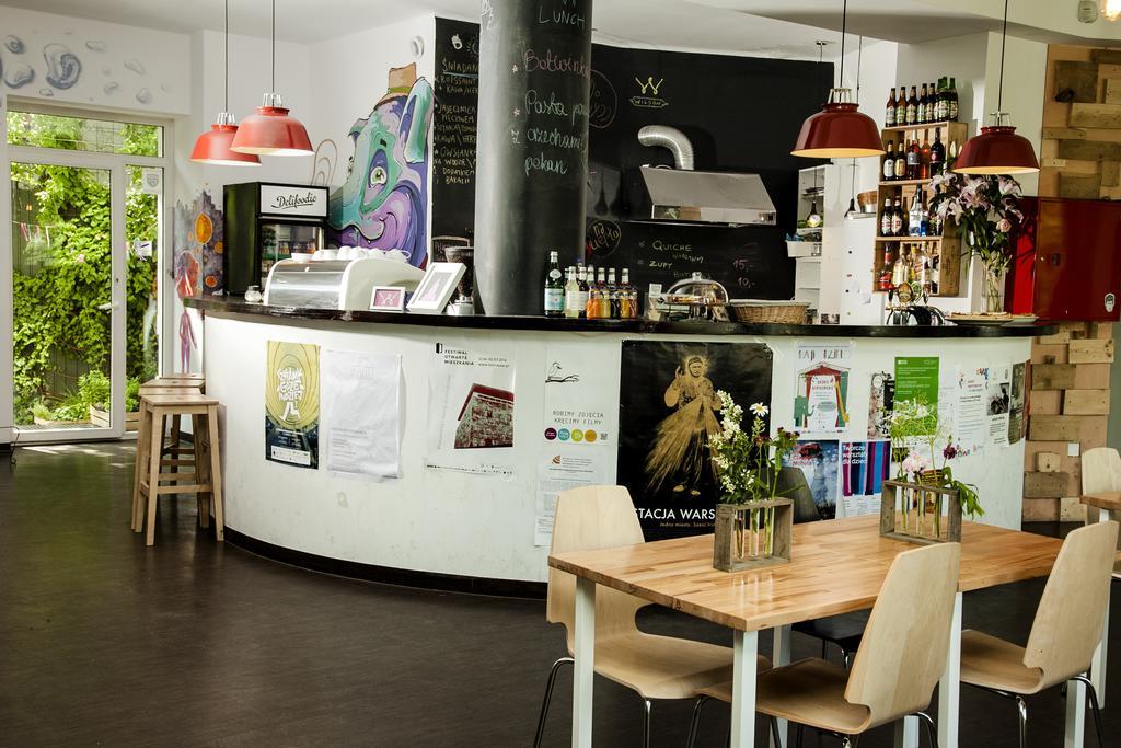 Wilson Hostel Warszawa Esterno foto